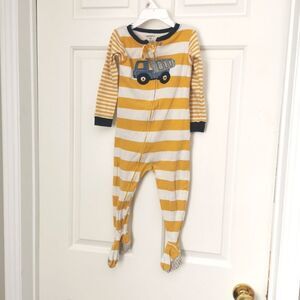 3/$15 Carter's boys sleeper 2t